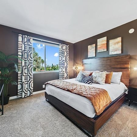 Beverly Hills 2 Bed 2 Bath Penthouse With Den And Parking 414 Los Angeles Eksteriør billede