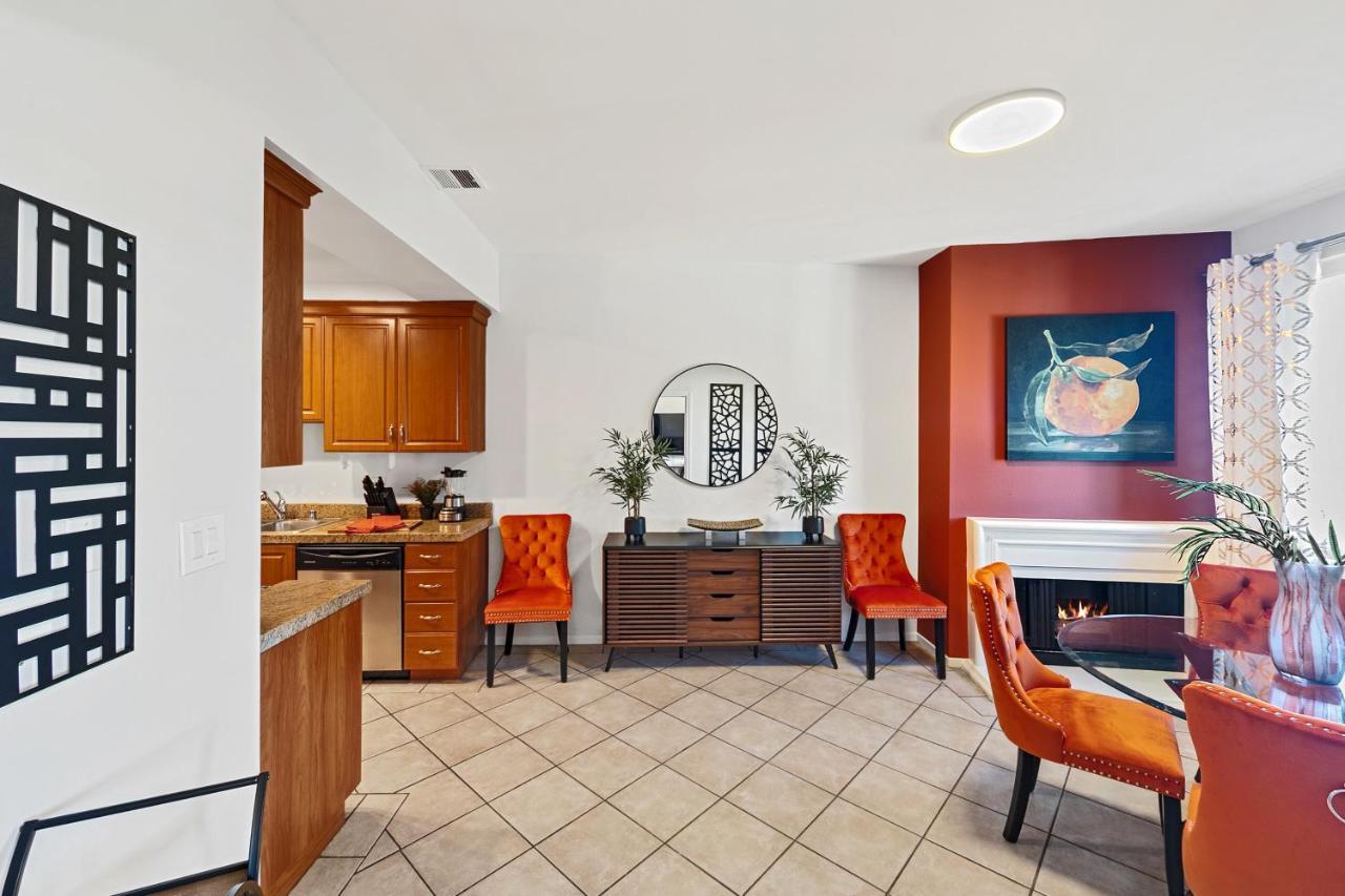 Beverly Hills 2 Bed 2 Bath Penthouse With Den And Parking 414 Los Angeles Eksteriør billede