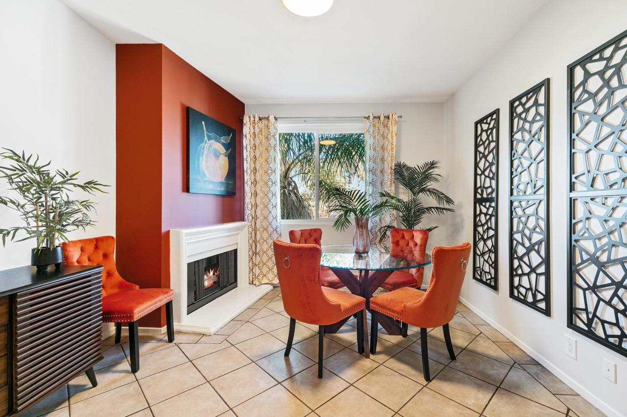 Beverly Hills 2 Bed 2 Bath Penthouse With Den And Parking 414 Los Angeles Eksteriør billede