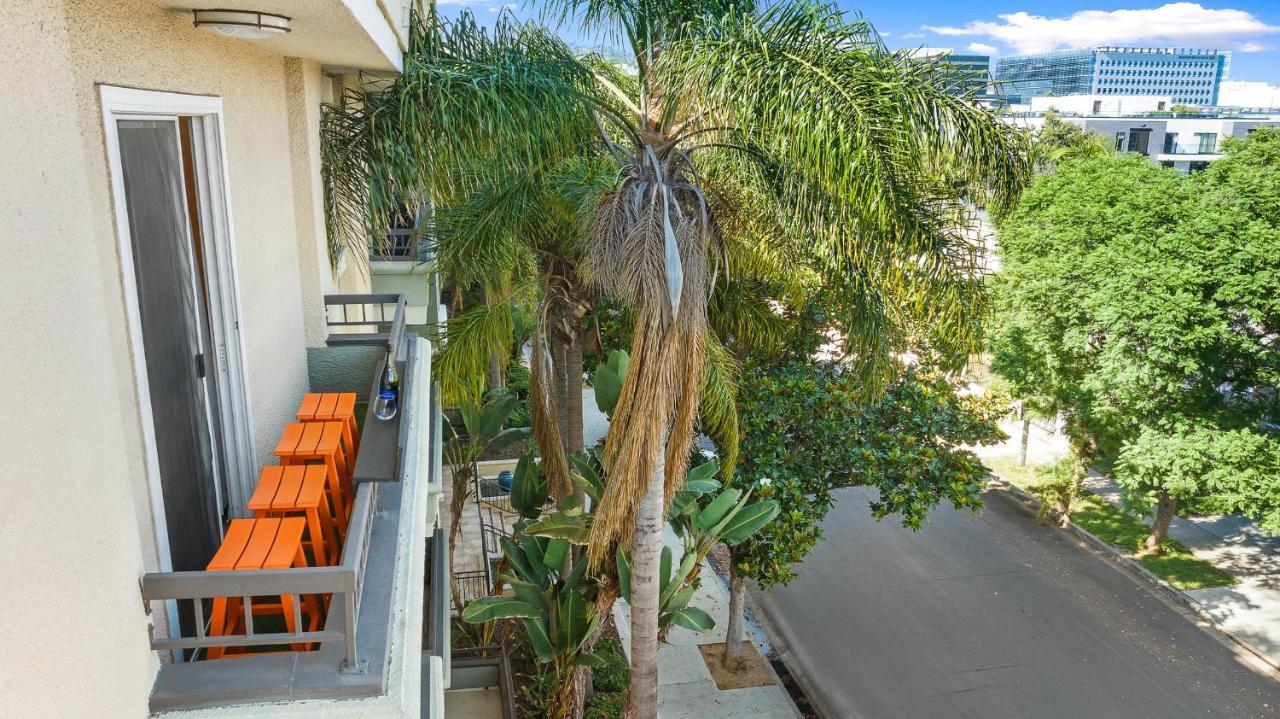 Beverly Hills 2 Bed 2 Bath Penthouse With Den And Parking 414 Los Angeles Eksteriør billede